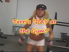 MILF Body Builder gets a HARD WORKOUT Thumb