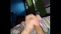 Me masturbo y acabo mucho!! Thumb