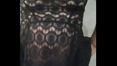 En vestido transparente Thumb