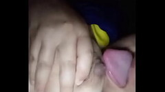 Agustina Gordibuena chup&aacute_ndose la tetas Thumb