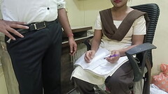 देसी लड़की ने अपने ट्यूशन टीचर के साथ किया सेक्स Thumb