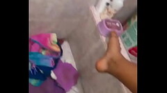 Jovencita mojandose rico Thumb