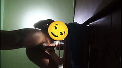 Fudendo a bucetinha de silicone Thumb