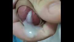 Gozando muita porra no banheiro do trabalho, ASMR Thumb