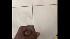 Sou casado e minha mulher n&atilde_o me d&aacute_ ent&atilde_o &eacute_ punheta Thumb