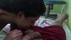 Jade brincando com as bolas do amigo! Thumb