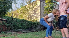 Mi vecina me chupa la pija en mi terreno Thumb