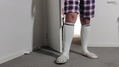 STEP GAY DAD - CAUGHT SNIFFING! - GETTING CAUGHT ENDED UP IN A HAPPY ENDING WHEN DADDY JERKED ME OFF Thumb