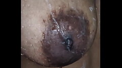 Indian Wife bath2 Thumb