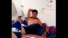Ven a acariciarme la verga, mi esposa sali&oacute_ y estoy solo en casa Thumb