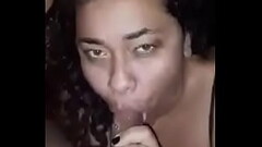 Titia safada chupando o pau do sobrinho Thumb
