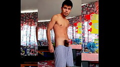 VECINO ME MIRA MIENTRAS ME MASTURBO HASTA VENIRME CON LA VENTANA ABIERTA Thumb