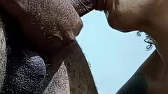 cliente paga para realizar fetiche de comer a mulher enquanto o corno Assiste Thumb
