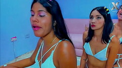 Slutty stepsisters get together to give a surprise blowjob to their stepfather Thumb