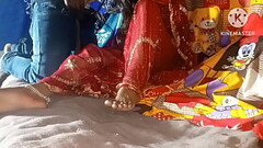 इंडियन देसी भाभी गांव की देसी लड़के  के साथ Thumb