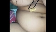 Indian wife tammu showing the horney pussy Thumb