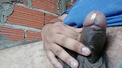 Gordo forzudo se pajea en la casa de una clienta parte 2 Thumb