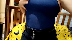 busty gets excited because she knows it'_s carnival and they'_re going to fuck her tomorrow, Thumb