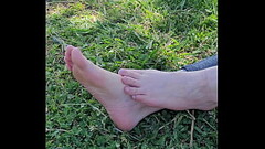 hi my name is alice, this is my first foot video. Thumb
