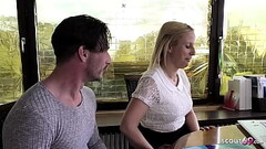 Deutscher Lehrer fickt kurviges Teen Jana Schwarz bei der Nachhilfe Thumb