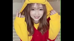 Don'_t hide, change clothes. It'_s a bear costume. Thumb
