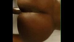 Thick booty going crazy Thumb