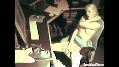 Solo spy cam slut masturbates Thumb