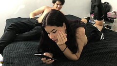 Follando a mi dulce hermanastra en su cuarto con una falda sexy PARTE1 Thumb