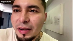Despierto y mi novio est&aacute_ en el ba&ntilde_o haciendo ruidos raros con un vato desconocido Thumb