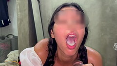 Me cojo a una mesera en el oktoberfest por mi cumplea&ntilde_os (Full en RED y sin censura en mi sus Thumb