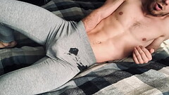 I MASTURBATE and CUM in GRAY LEGGINGS after Training! Male orgasm! Russian home video of a straight  Thumb