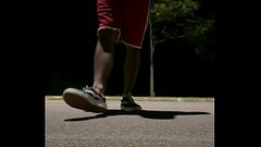 skatista dotado andando de skate Thumb
