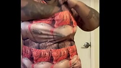 Who ass is this on this shirt of mines ? Thumb