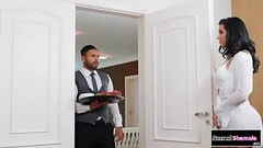 SacredShemale.com - Shemale Estela Duarte barebacks bellboy Thumb