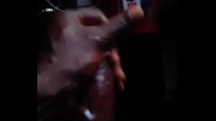 La belle bite devrait souvent s'_&eacute_couler de son jus blanc bien ti&egrave_de Thumb