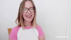 Amelia Gives Us a Sexy Show Outdoors Thumb