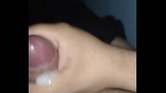 mucha calentura y se baja el calor con una paja Thumb