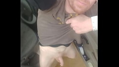 Reds urinate Thumb