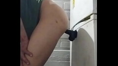 Mastubasion con  consolador Thumb