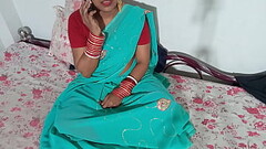 बंगाली भाभी ने मकान मालिक से चुदवाकर घर का किराया माफ़ कराया  Indian Bengali XXX साफ हिंदी आवाज  में Thumb