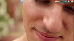 Amateur hunk teases ass before masturbating for jizzshot Thumb
