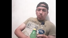 Listo para tomar tequila desnudo Thumb