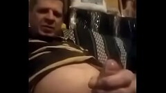 Men masturbation Thumb