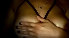 Las tetas de mam&aacute_ saltando Thumb