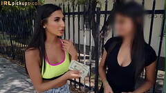 Lesbian latina picking up dykes in public for oralsex Thumb