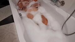 Sexy Bath time Thumb