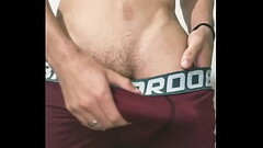 NOVINHO SE MASTURBANDO EM C&Acirc_MERA Thumb