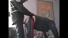 baiser par son motard Thumb