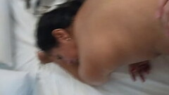 perra esposa cumming con polla cabeza Thumb