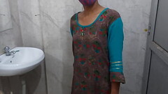 hot girlfriend bathroom Thumb